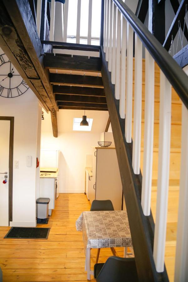 Duplex Centre Ville Saint-Flour (Cantal) Exterior foto